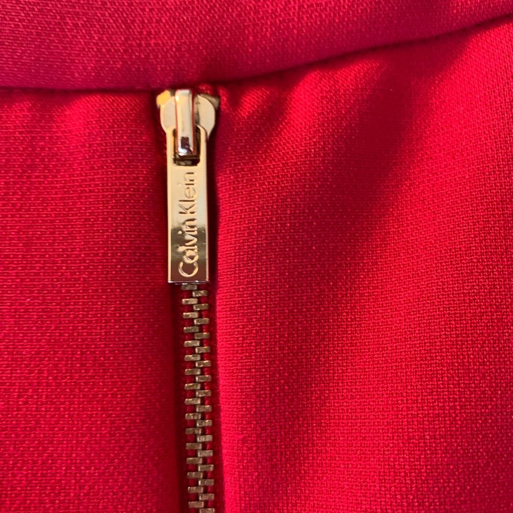 Calvin Klein fully lined pencil skirt. Red. Sz 14 - Picture 3 of 8